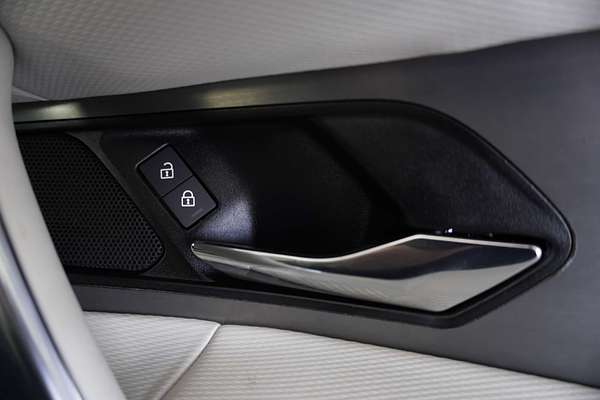 2024 Land Rover Discovery Sport P250 Dynamic SE L550