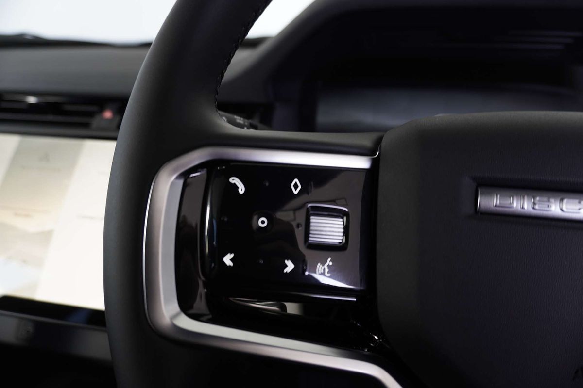 2024 Land Rover Discovery Sport P250 Dynamic SE L550