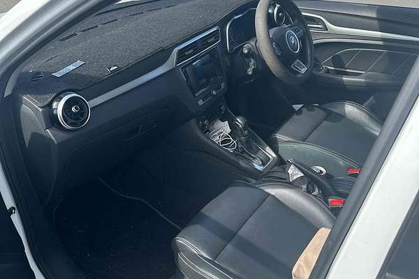 2018 MG ZS Essence AZS1