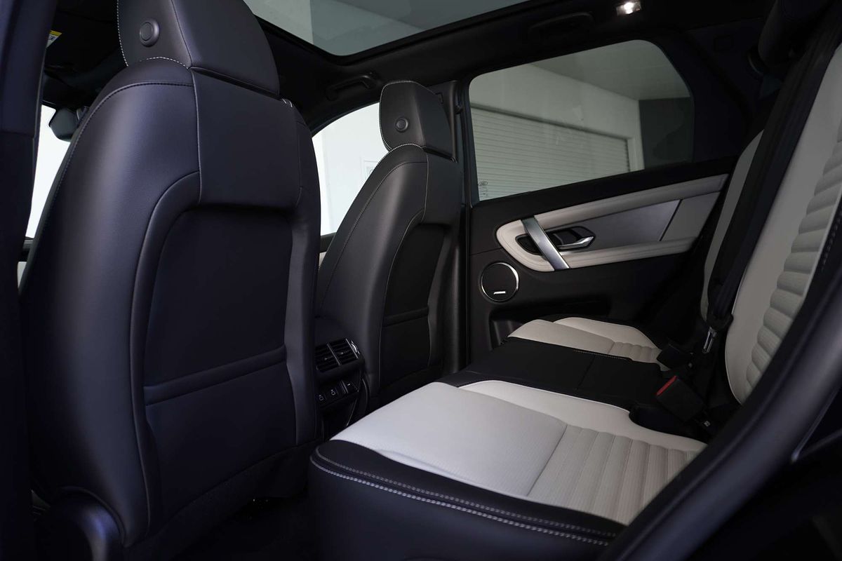 2024 Land Rover Discovery Sport P250 Dynamic SE L550