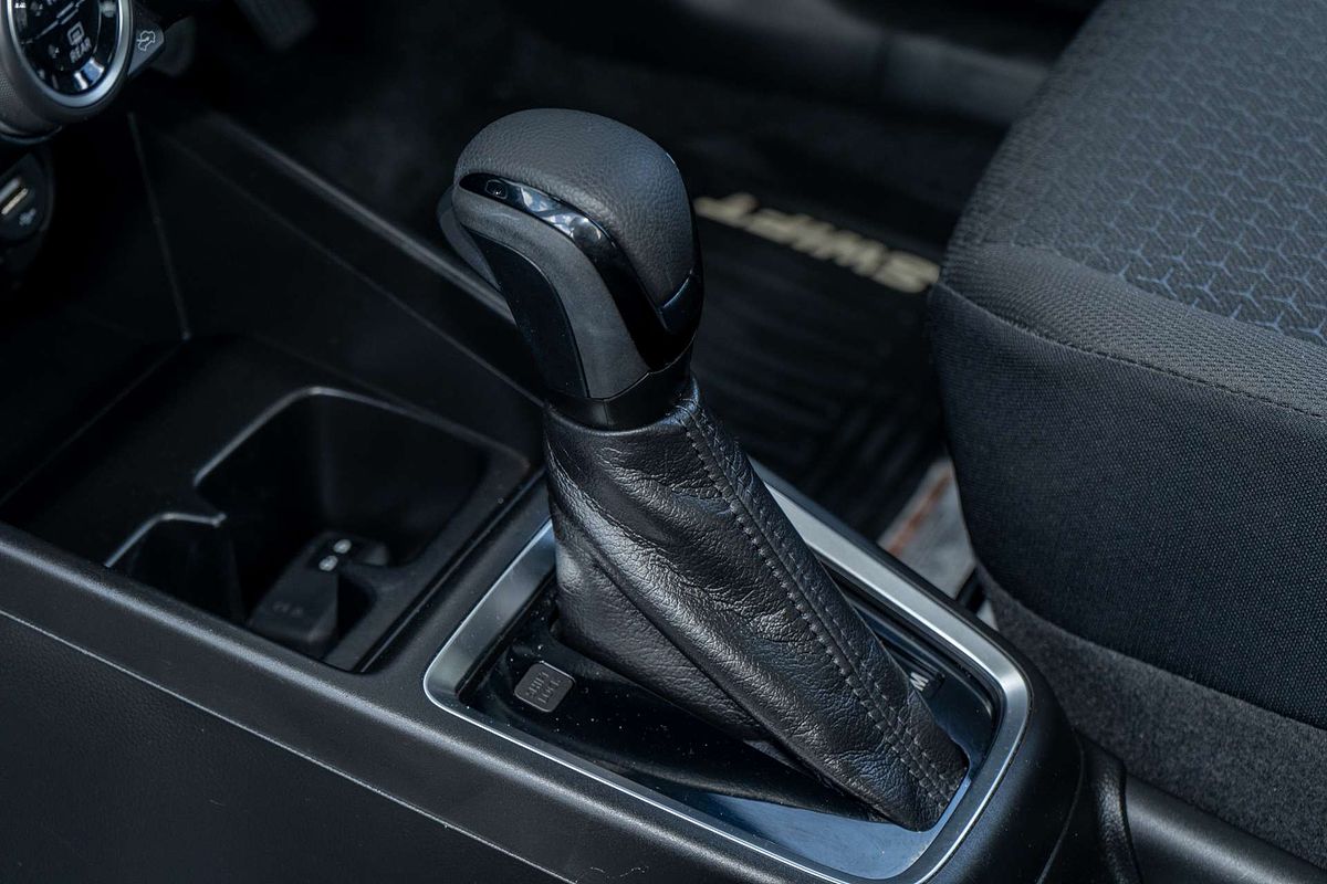 2022 Suzuki Swift GLX Turbo AZ Series II