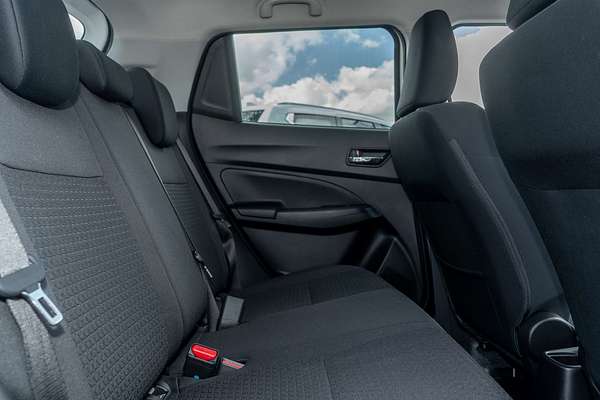 2022 Suzuki Swift GLX Turbo AZ Series II