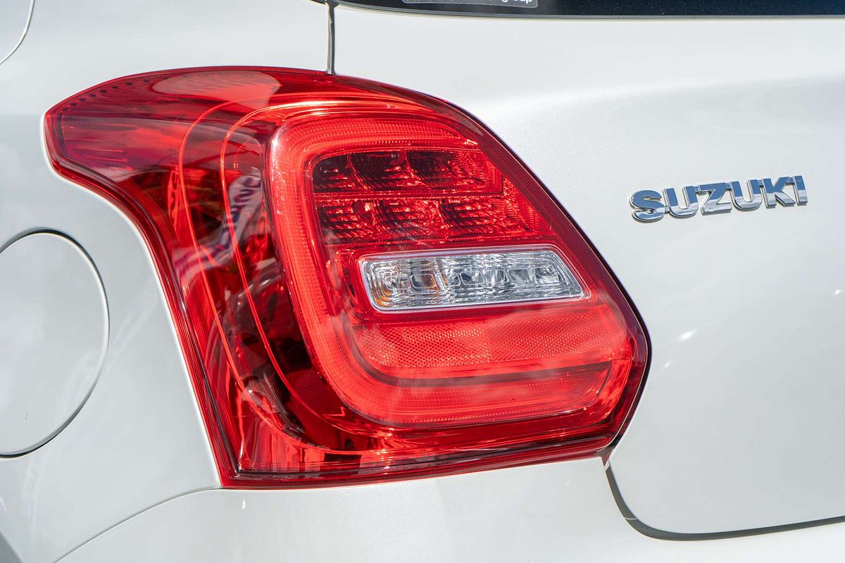 2022 Suzuki Swift GLX Turbo AZ Series II