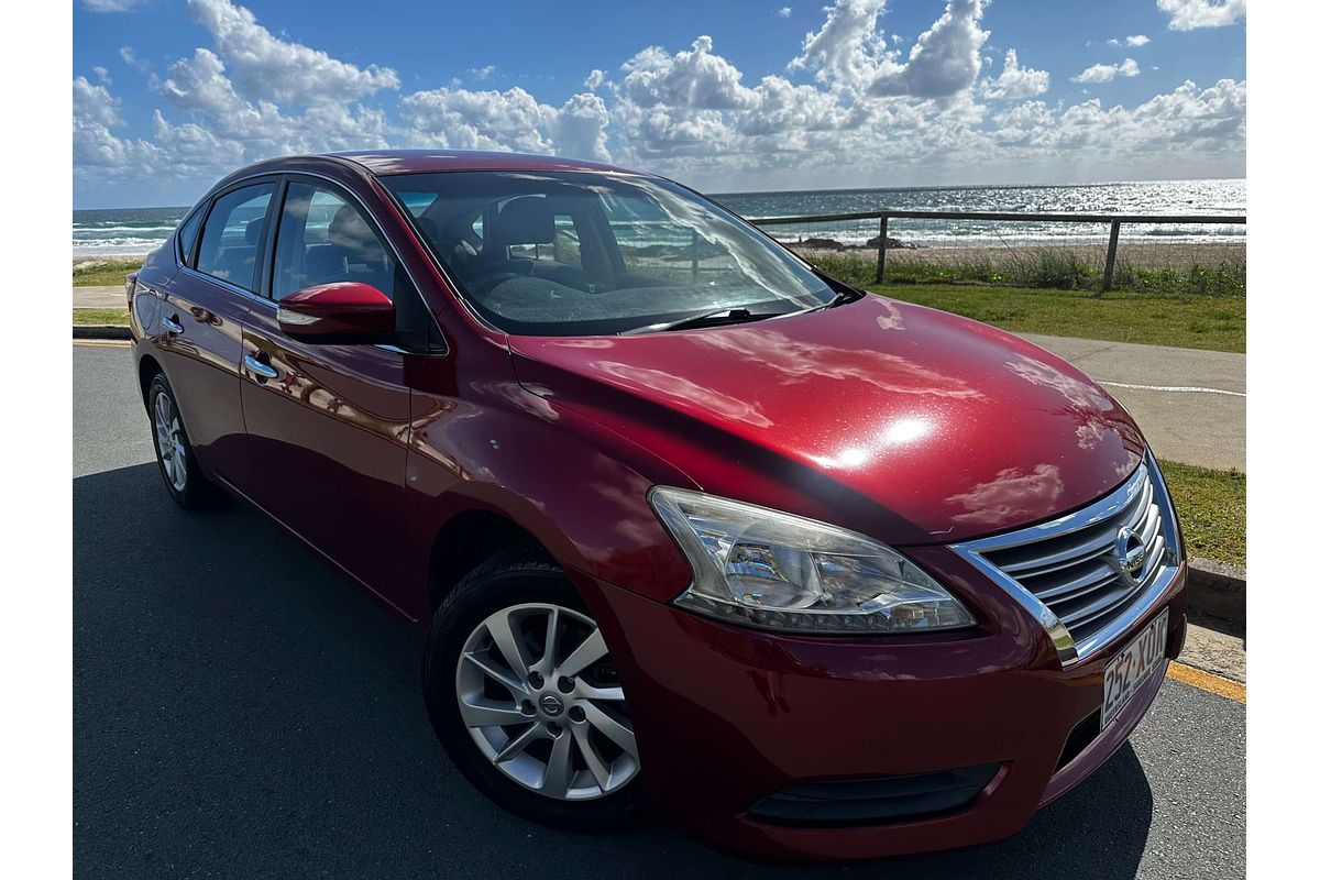2013 Nissan Pulsar ST B17