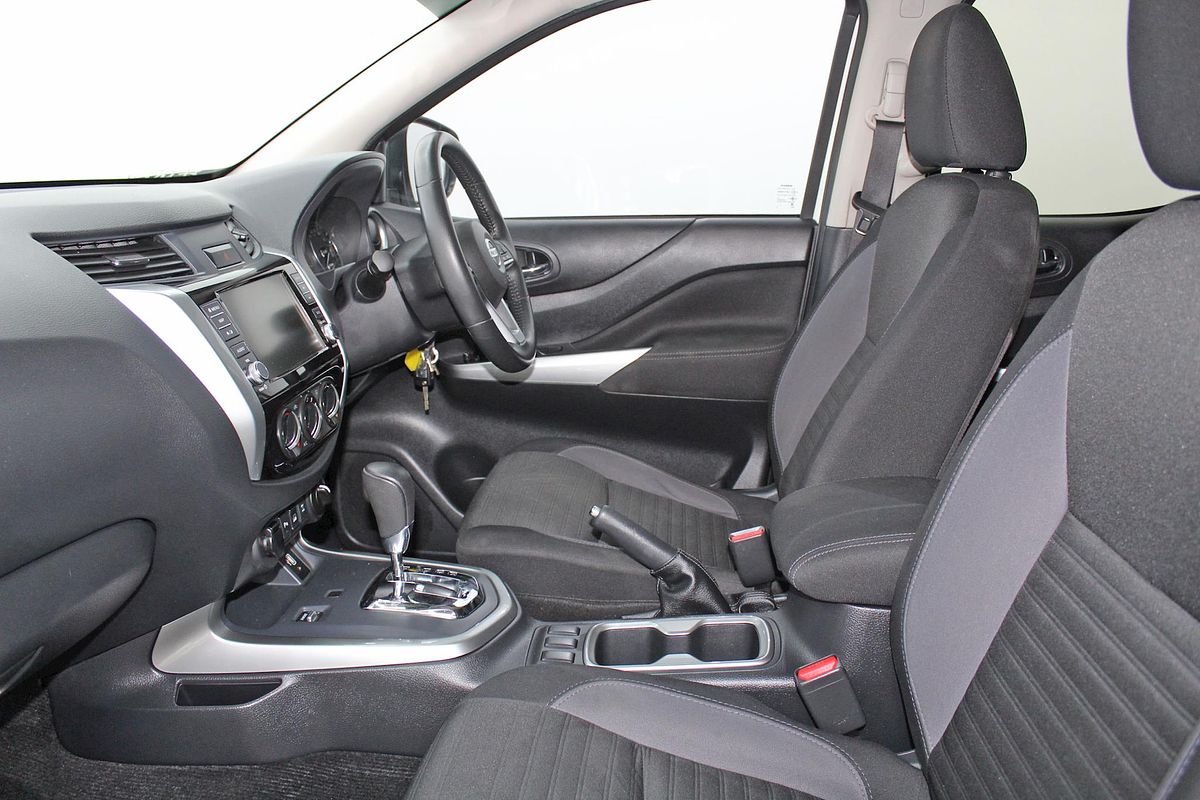 2021 Nissan Navara ST D23 4X4