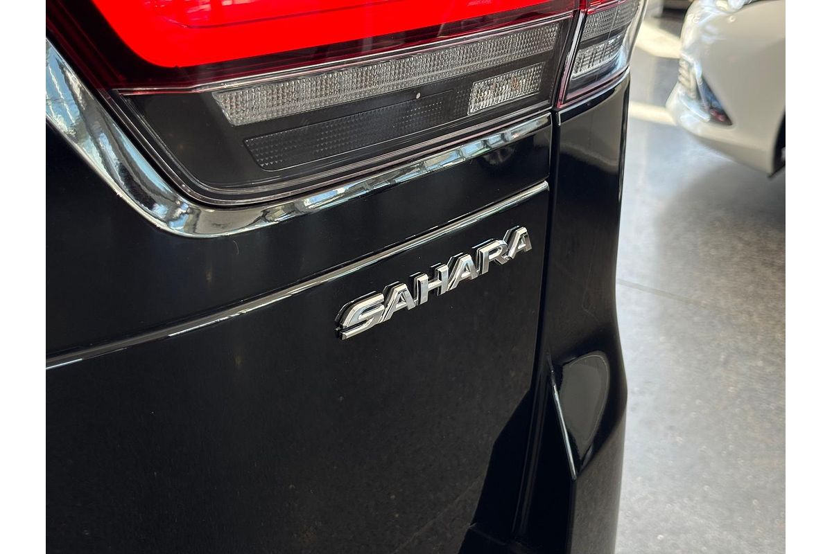 2024 Toyota Landcruiser Sahara FJA300R