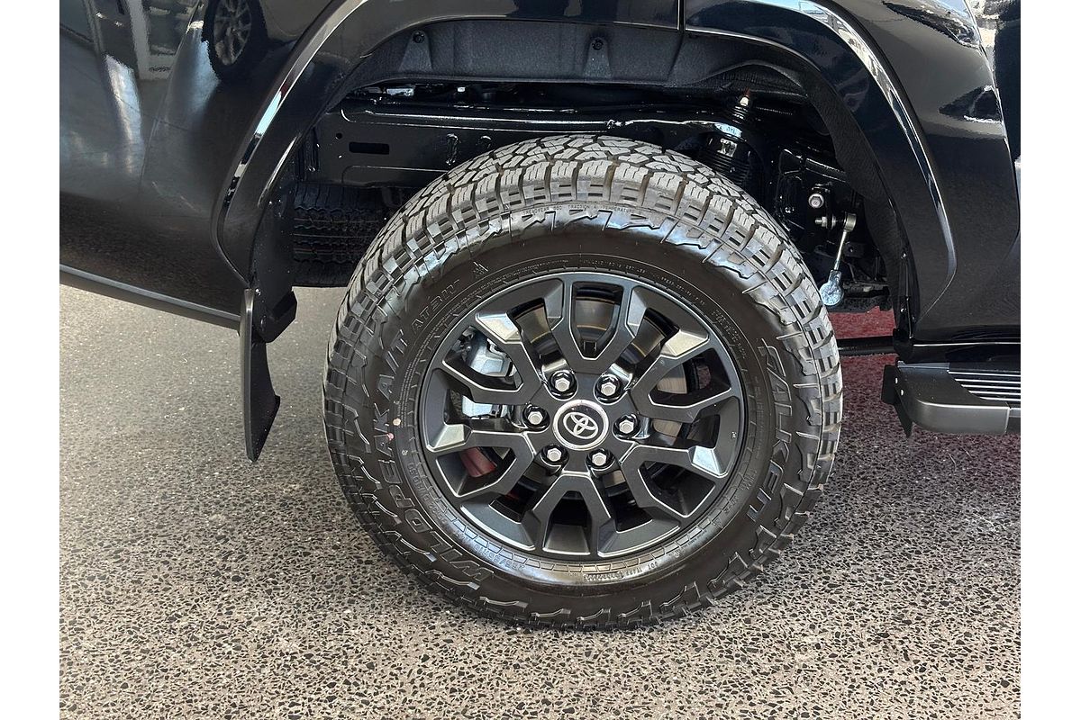 2024 Toyota Landcruiser Sahara FJA300R