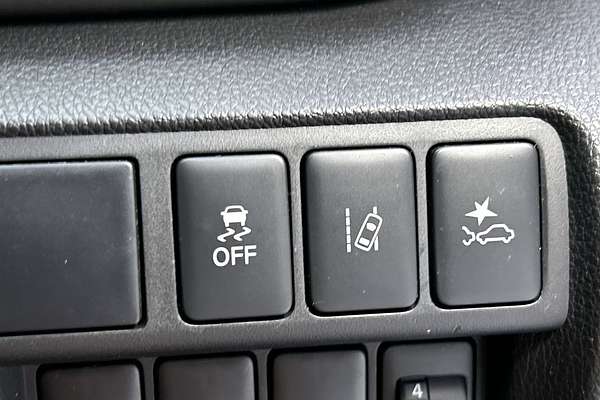 2024 Mitsubishi Eclipse Cross LS YB