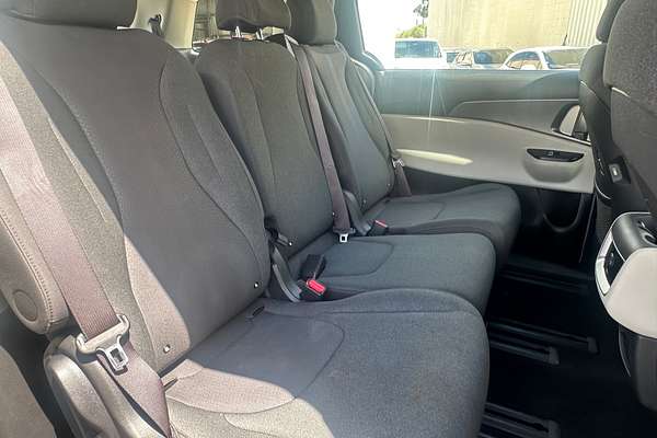 2023 Kia Carnival S KA4