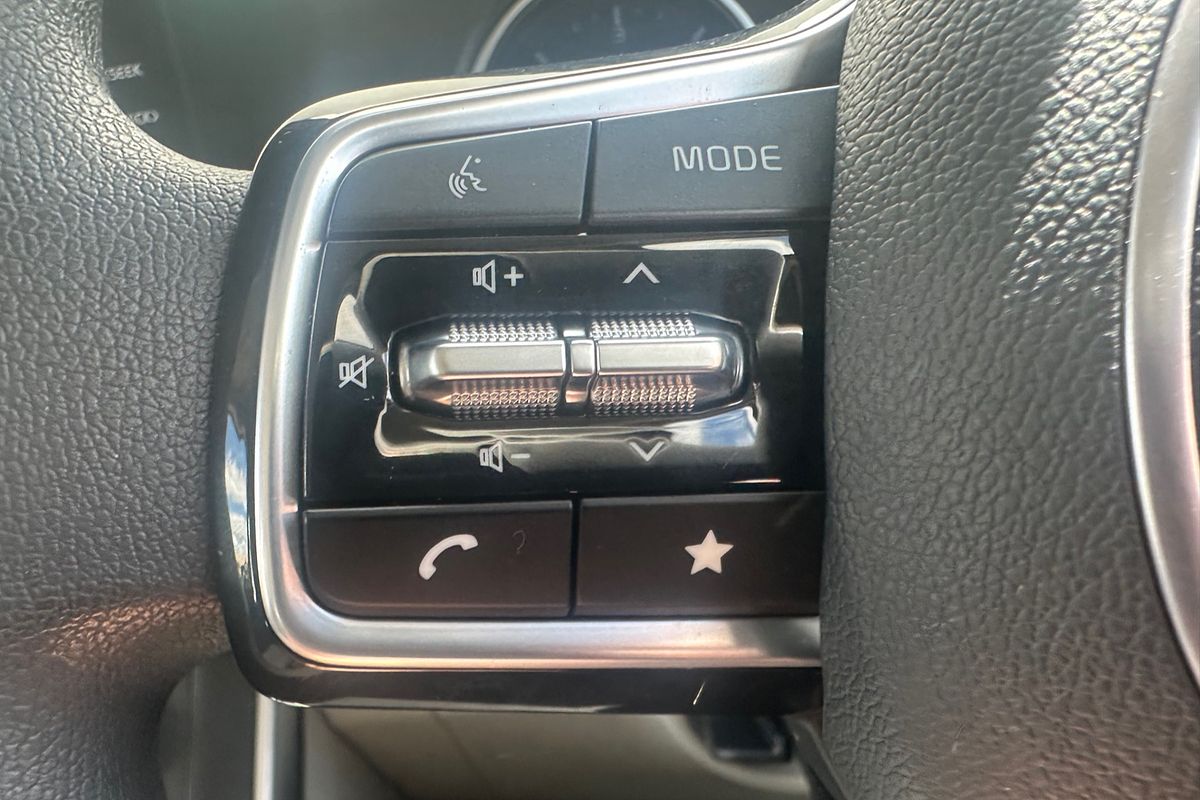 2023 Kia Carnival S KA4