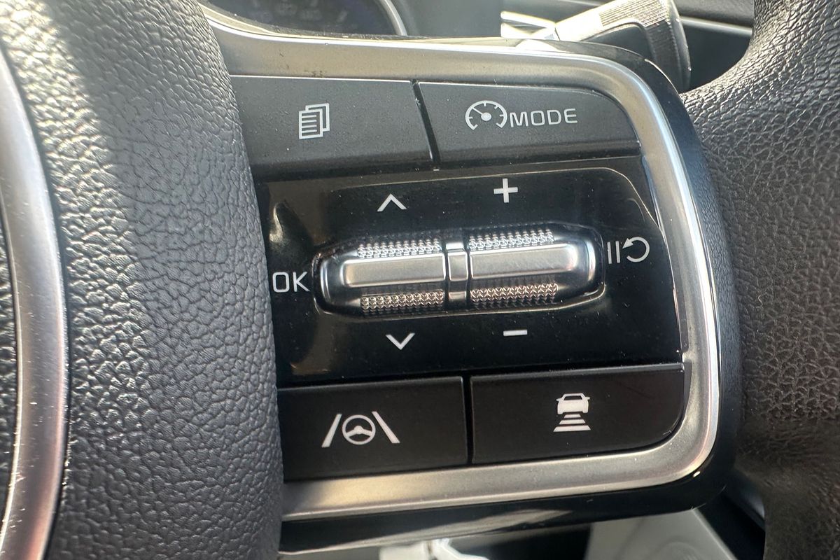 2023 Kia Carnival S KA4