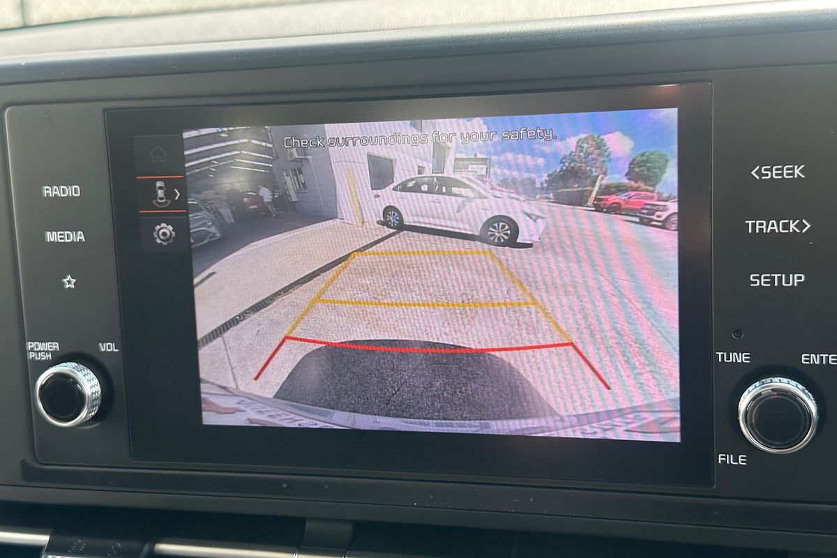 2023 Kia Carnival S KA4