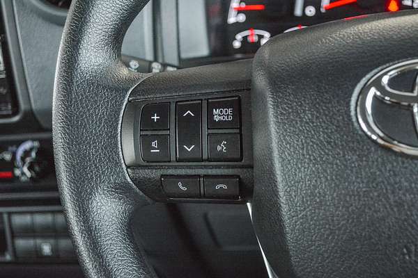 2023 Toyota Landcruiser GXL VDJL76R