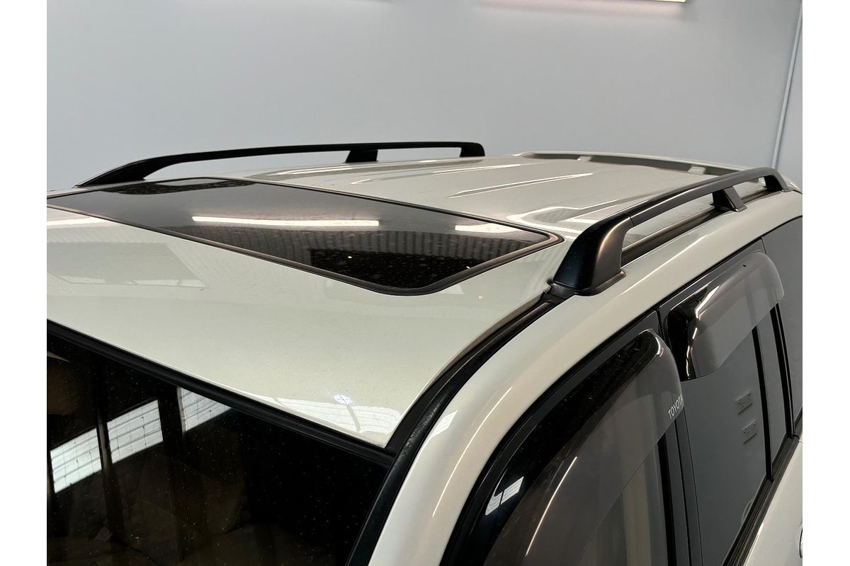 1999 Toyota Landcruiser Cygnus