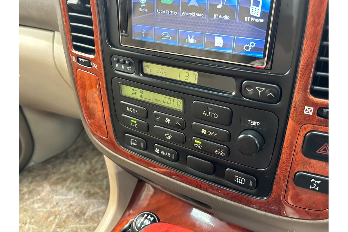 1999 Toyota Landcruiser Cygnus