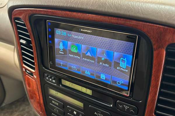 1999 Toyota Landcruiser Cygnus