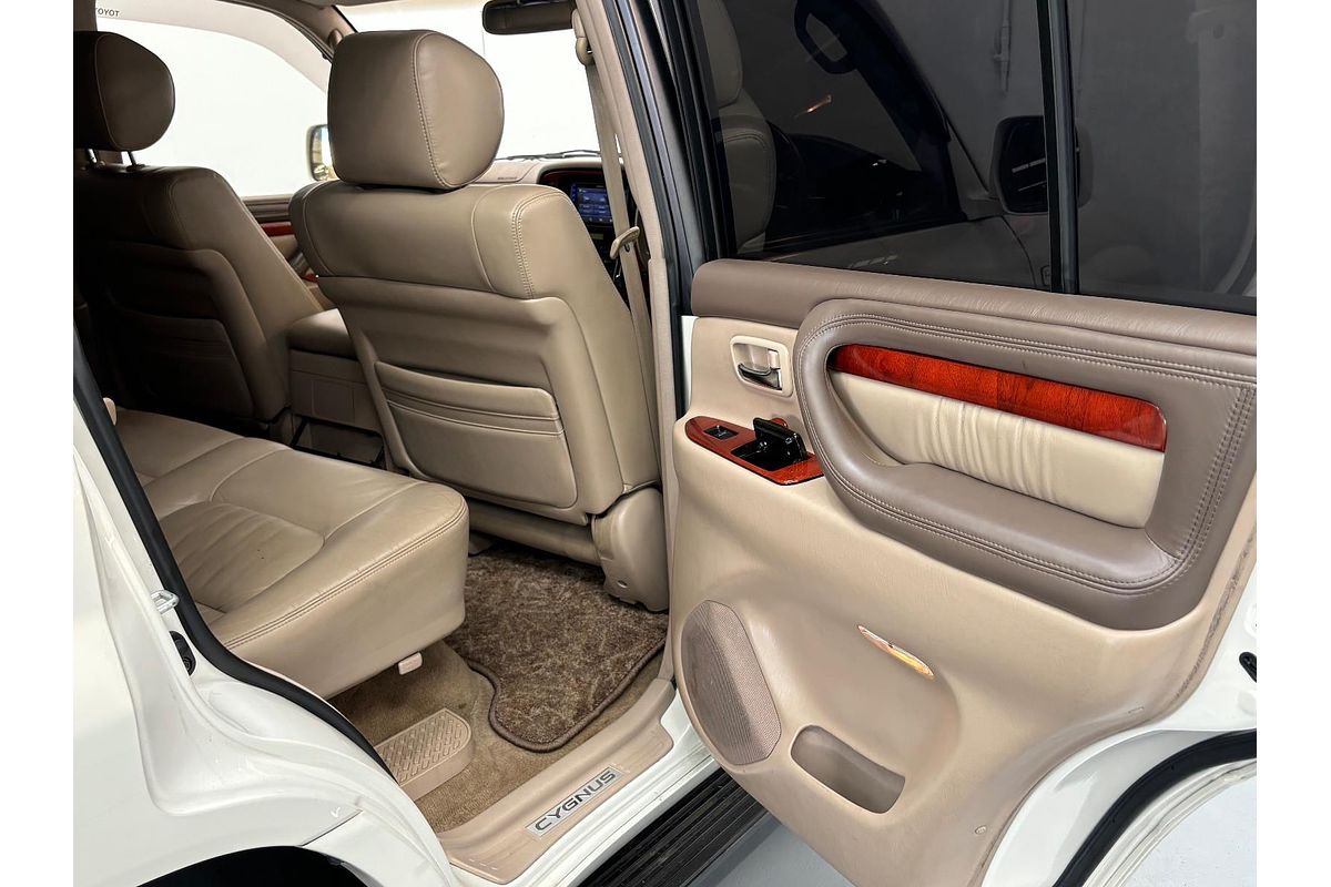 1999 Toyota Landcruiser Cygnus