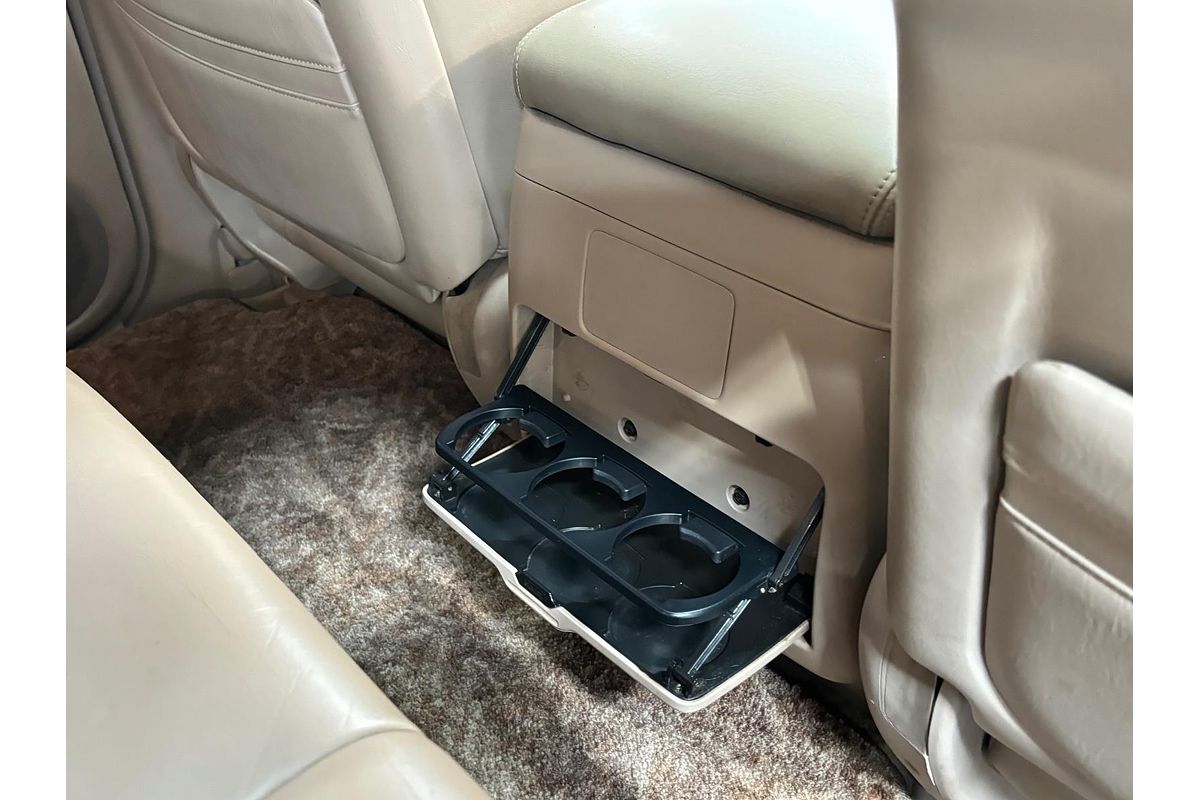 1999 Toyota Landcruiser Cygnus