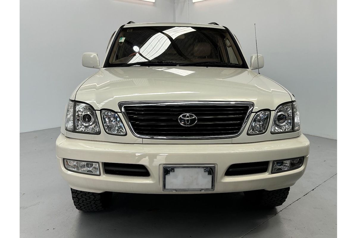 1999 Toyota Landcruiser Cygnus