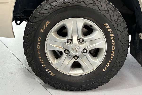 1999 Toyota Landcruiser Cygnus