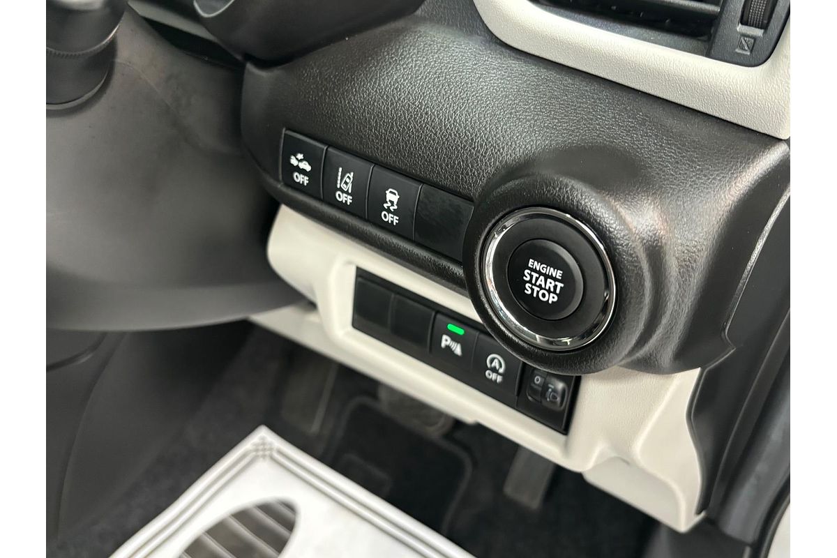 2024 Suzuki Swift Hybrid GLX UZ