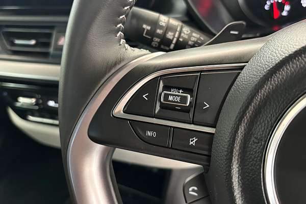 2024 Suzuki Swift Hybrid GLX UZ