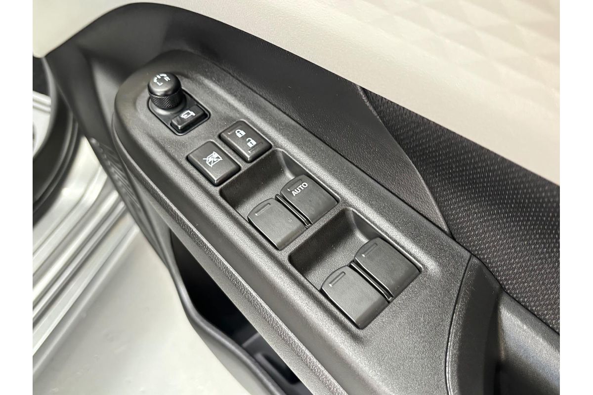2024 Suzuki Swift Hybrid GLX UZ