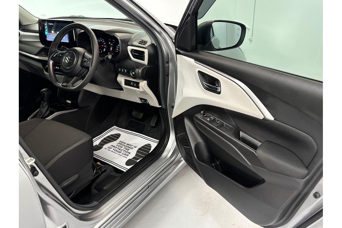 2024 Suzuki Swift Hybrid GLX UZ