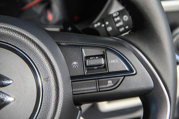 2024 Suzuki Swift Hybrid GLX UZ