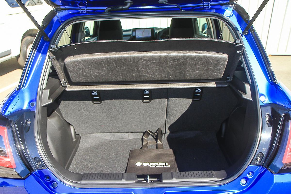 2024 Suzuki Swift Hybrid GLX UZ