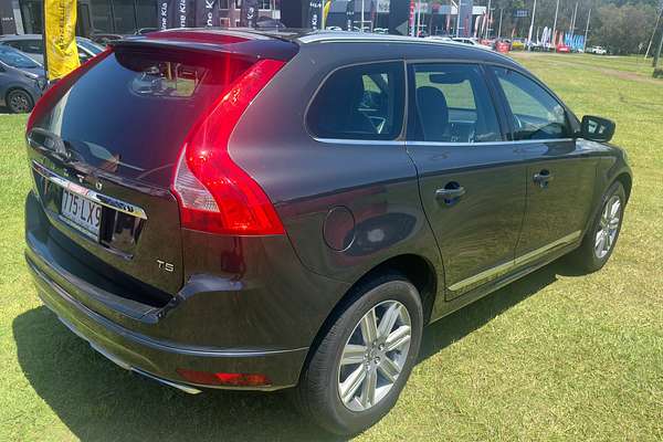 2015 Volvo XC60 T5 Luxury