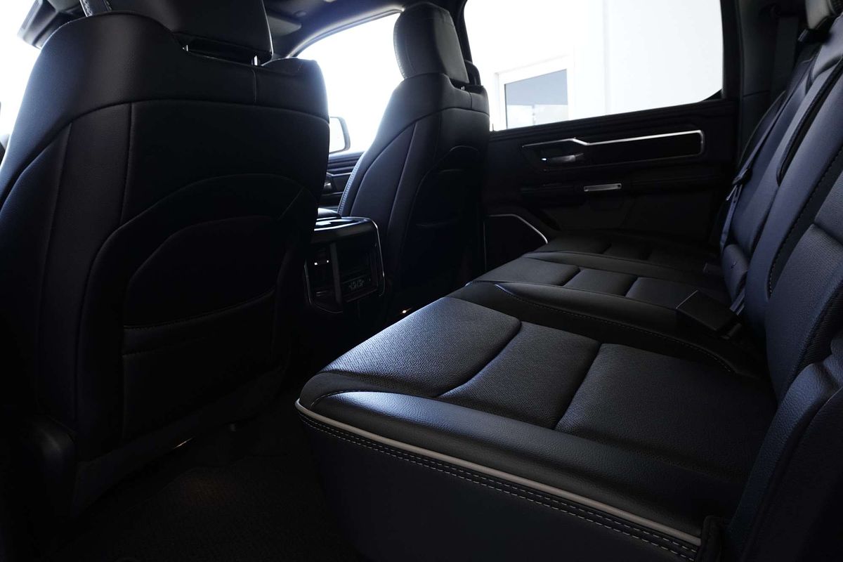 2023 RAM 1500 Laramie Sport RamBox DT 4X4 SWB
