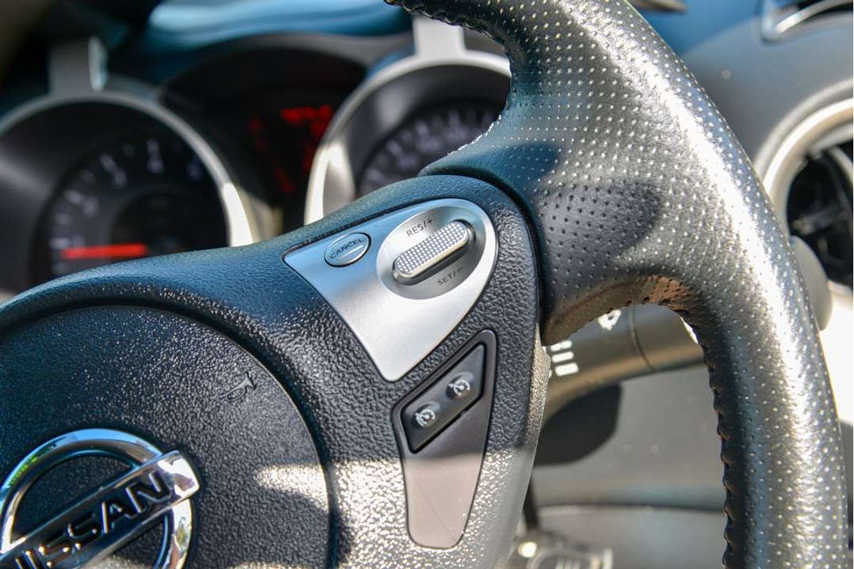 2013 Nissan JUKE ST F15