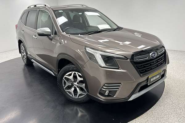 2022 Subaru Forester Hybrid L S5