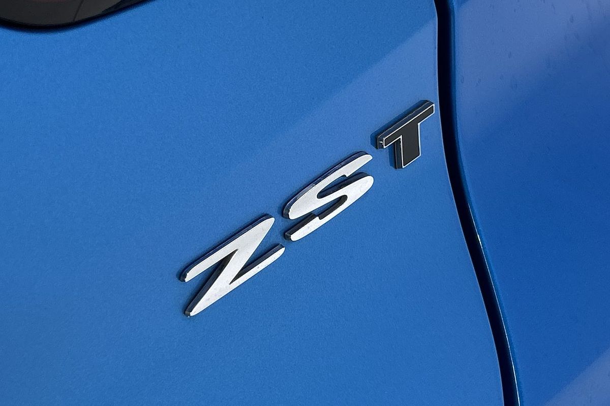 2023 MG ZST Core