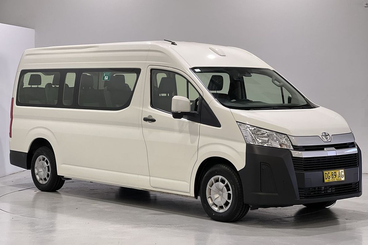 2022 Toyota Hiace Commuter GDH322R