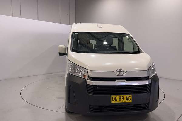 2022 Toyota Hiace Commuter GDH322R