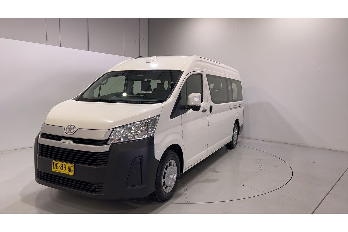 2022 Toyota Hiace Commuter GDH322R