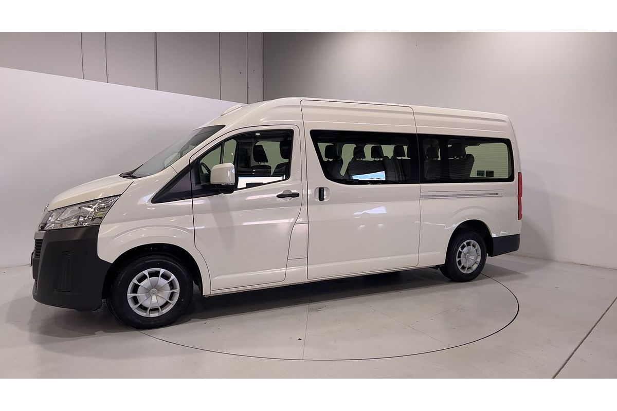2022 Toyota Hiace Commuter GDH322R