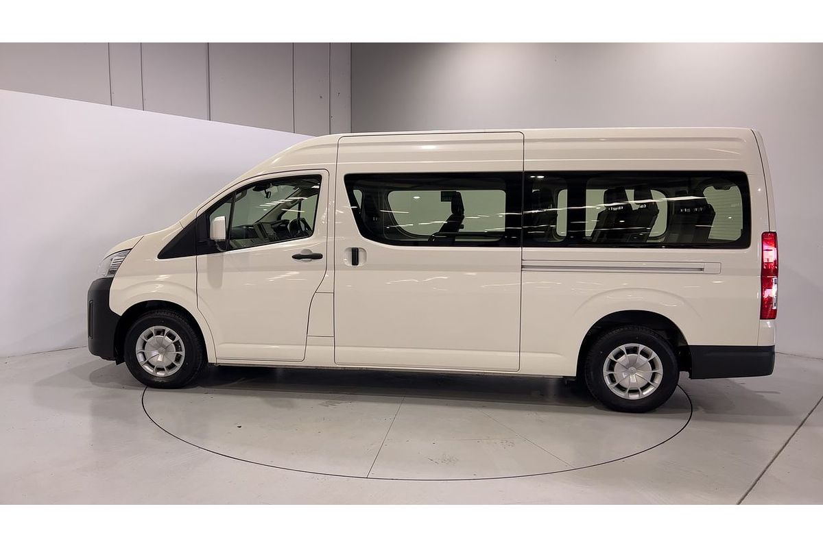 2022 Toyota Hiace Commuter GDH322R