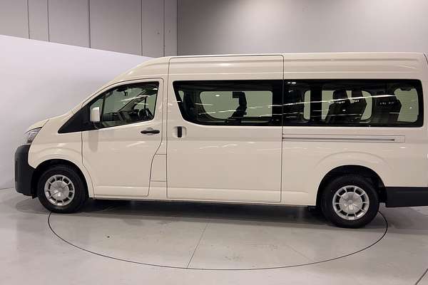 2022 Toyota Hiace Commuter GDH322R