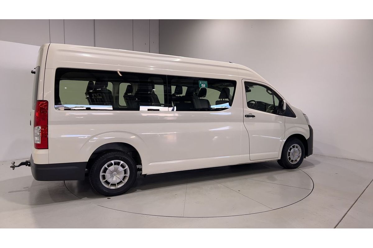 2022 Toyota Hiace Commuter GDH322R
