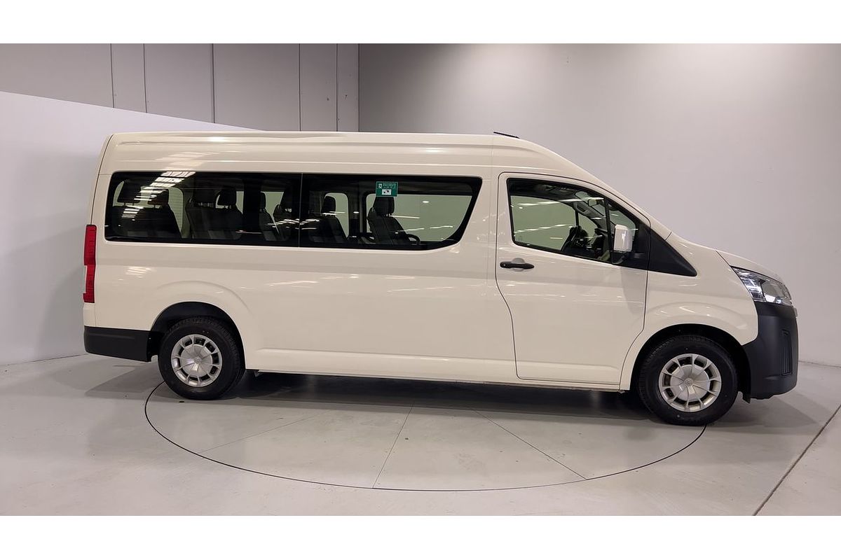 2022 Toyota Hiace Commuter GDH322R
