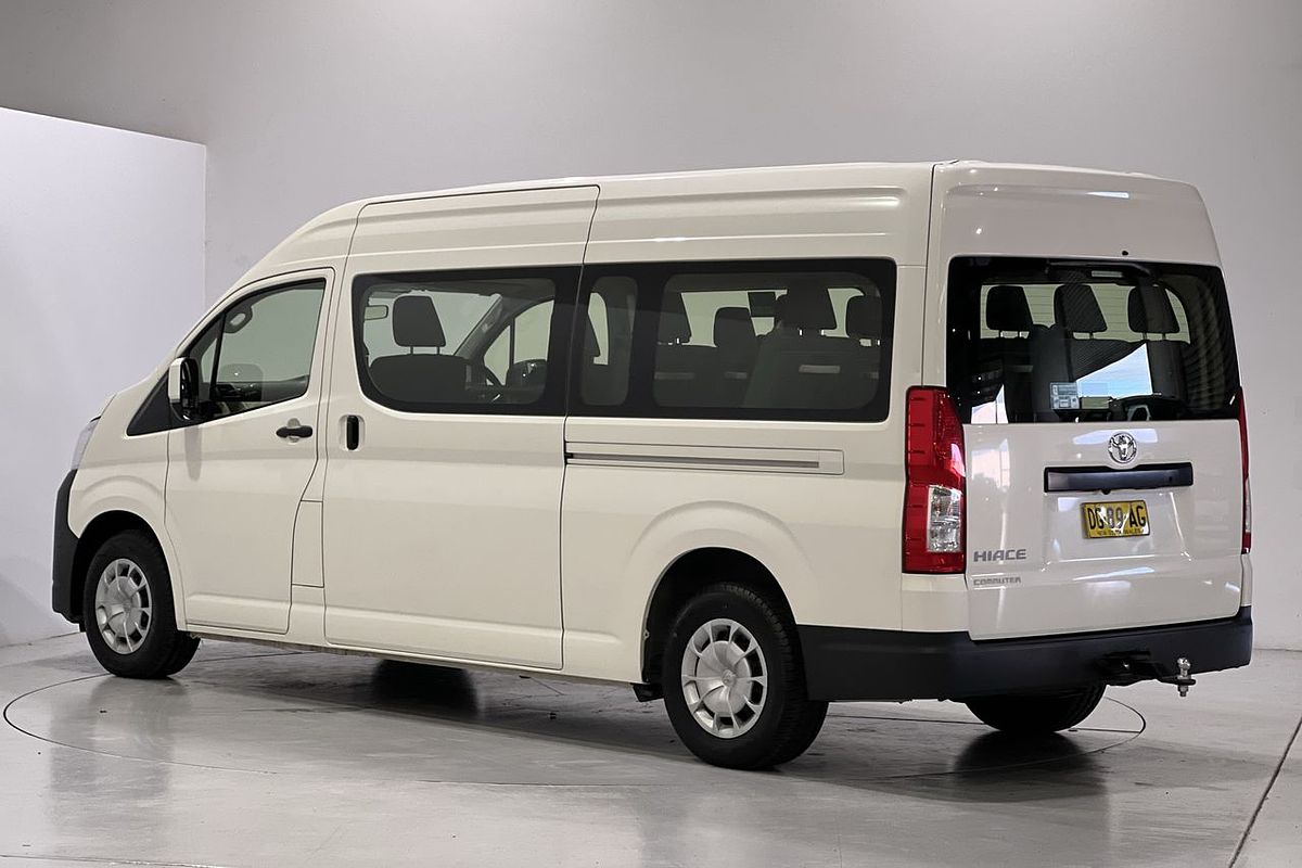 2022 Toyota Hiace Commuter GDH322R