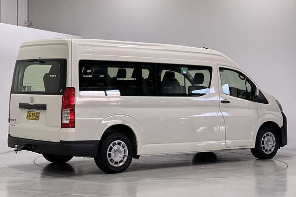 2022 Toyota Hiace Commuter GDH322R