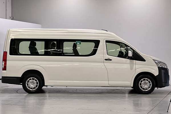 2022 Toyota Hiace Commuter GDH322R
