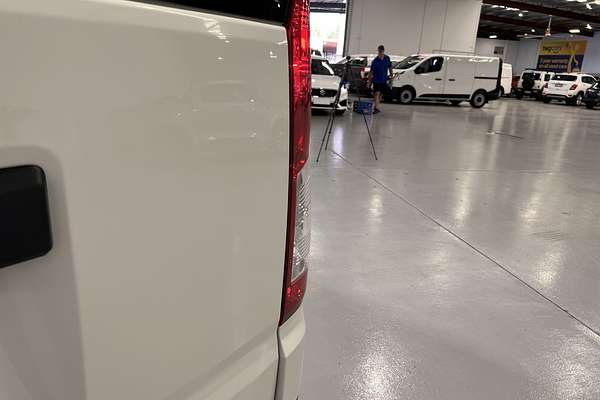 2022 Toyota Hiace Commuter GDH322R