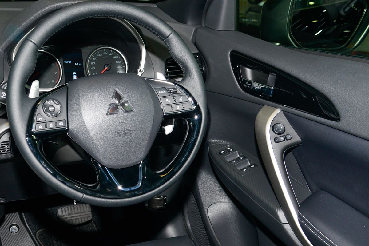 2024 Mitsubishi Eclipse Cross Exceed YB