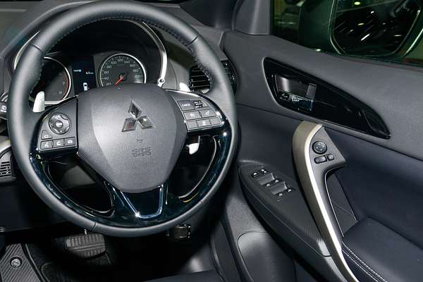 2024 Mitsubishi Eclipse Cross Exceed YB