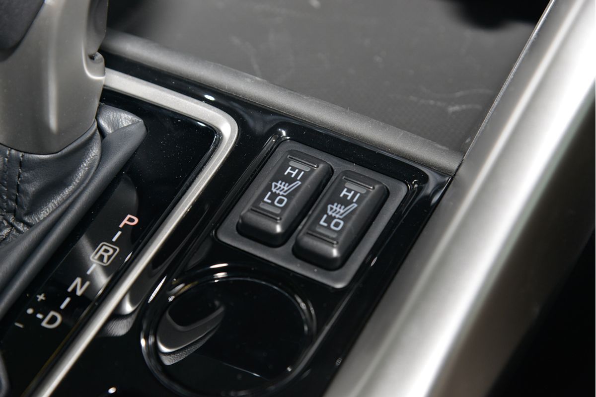 2024 Mitsubishi Eclipse Cross Exceed YB